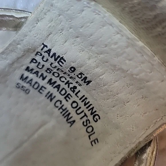 STEVE MADDEN TANE Gold Flats/sandals Size 9.5 - Picture 13 of 17